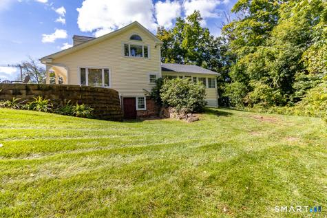 428 Simsbury Road Bloomfield CT 06002