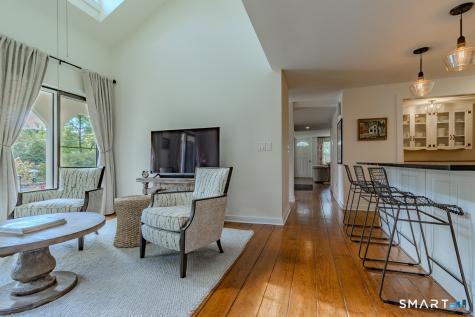 428 Simsbury Road Bloomfield CT 06002