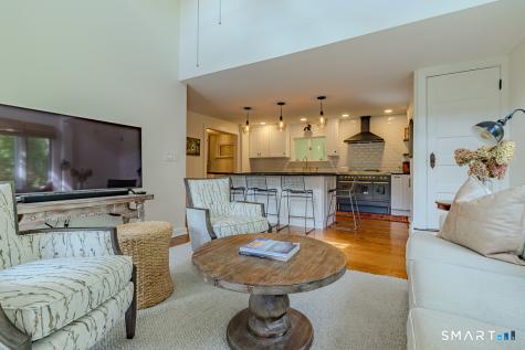 428 Simsbury Road Bloomfield CT 06002