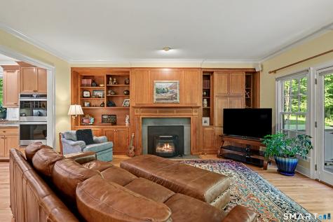281 Newtown Turnpike Redding CT 06896