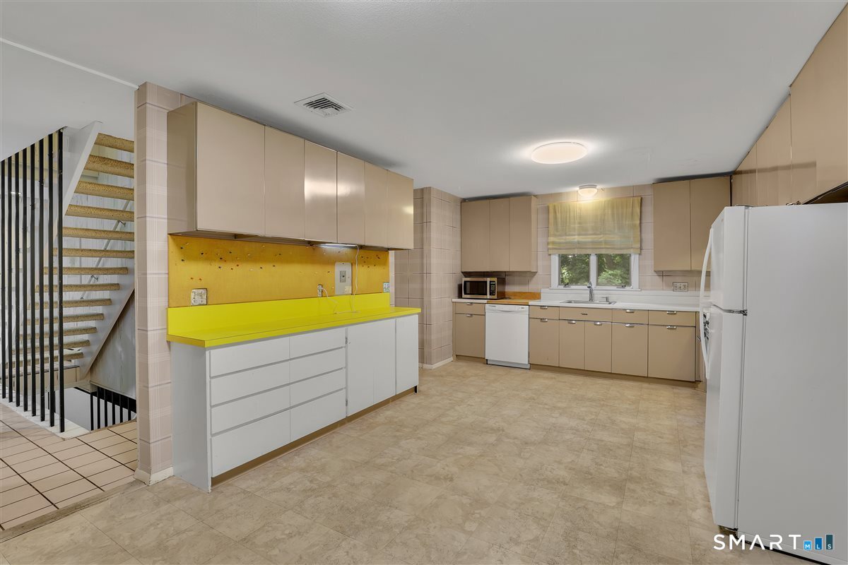114 Richmond Drive Manchester CT 06042