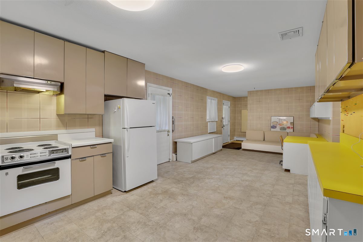 114 Richmond Drive Manchester CT 06042