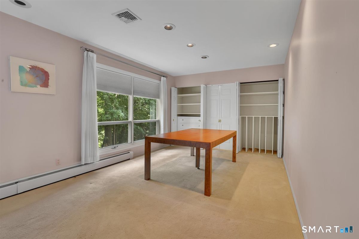 114 Richmond Drive Manchester CT 06042