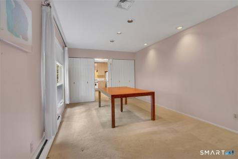 114 Richmond Drive Manchester CT 06042