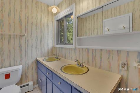 114 Richmond Drive Manchester CT 06042