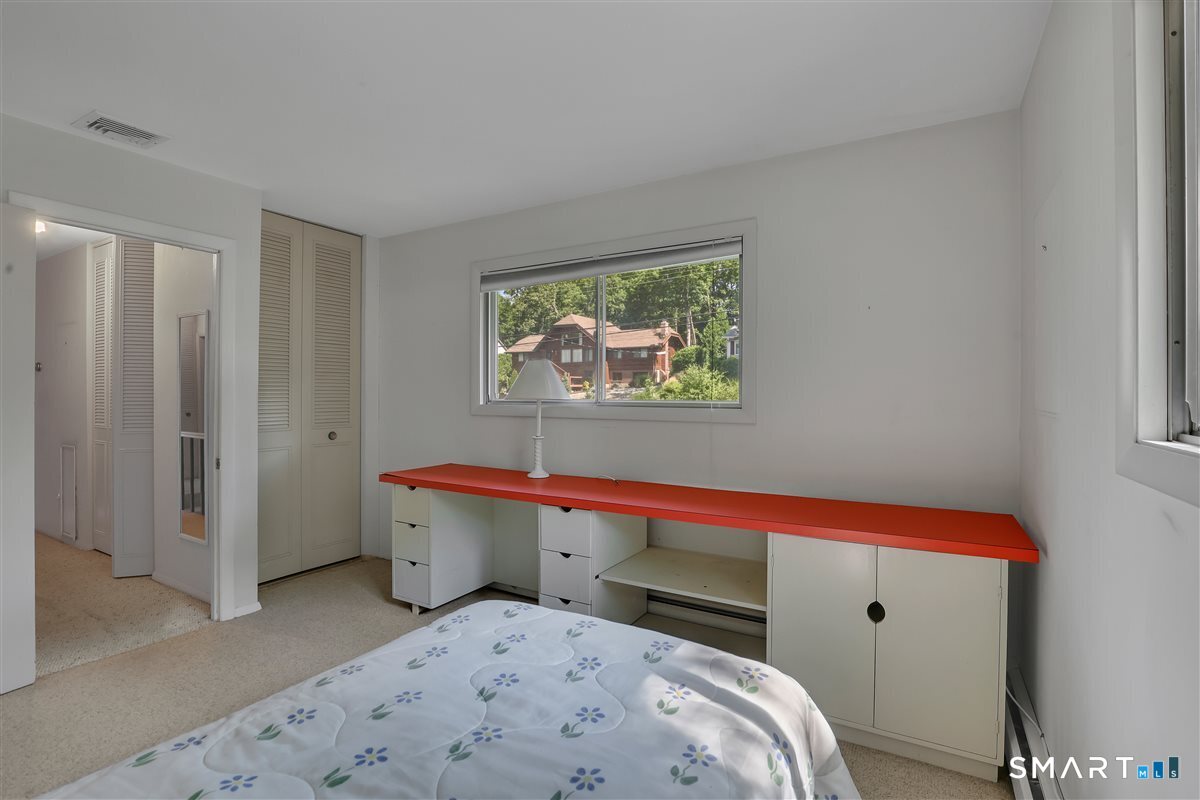 114 Richmond Drive Manchester CT 06042