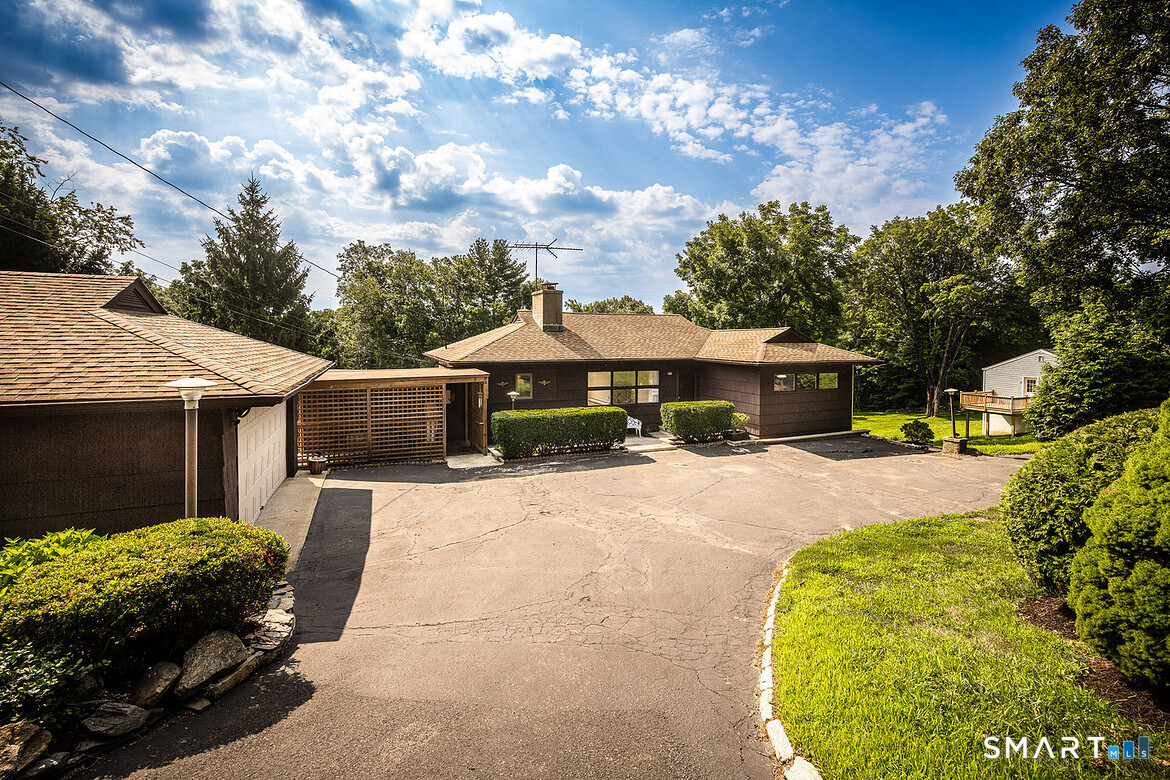 61 Soundview Avenue Shelton CT 06484