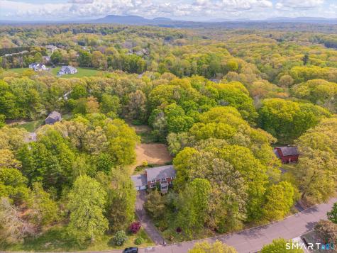 30 Philson Court Cheshire CT 06410