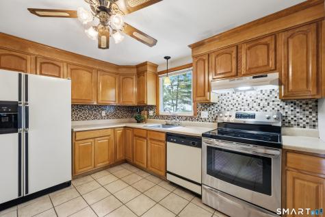 92 Penney Drive East Hartford CT 06108
