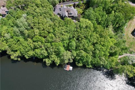442 Tepi Drive Southbury CT 06488