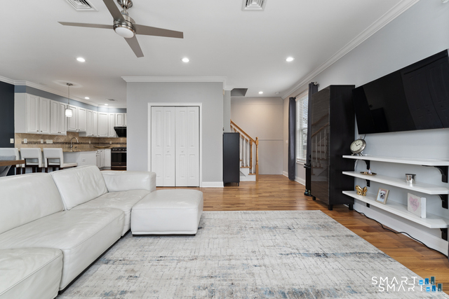 130 Brentwood Avenue Fairfield CT 06825