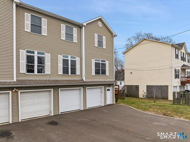 130 Brentwood Avenue Fairfield CT 06825