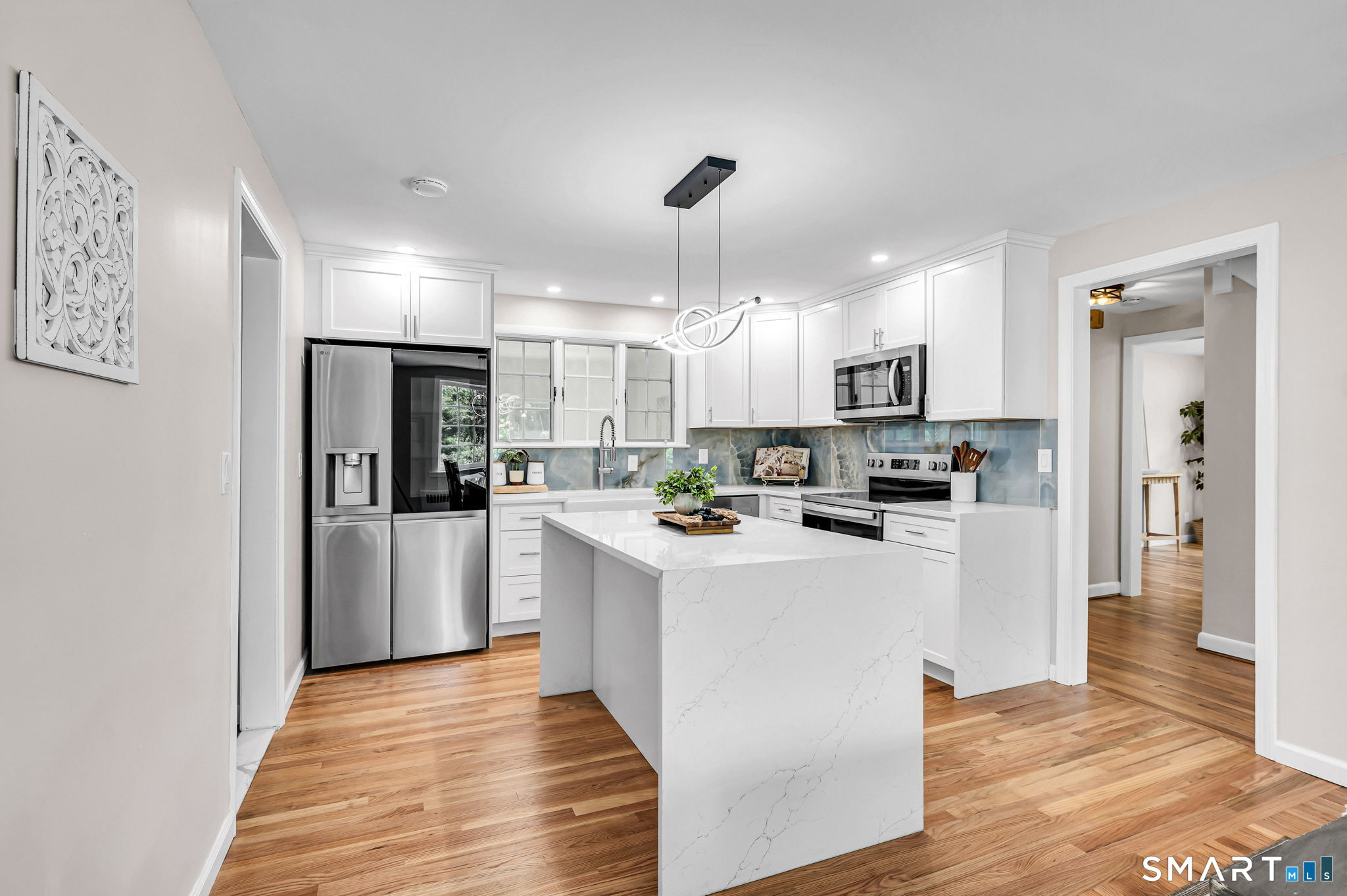261 Simsbury Road West Hartford CT 06117