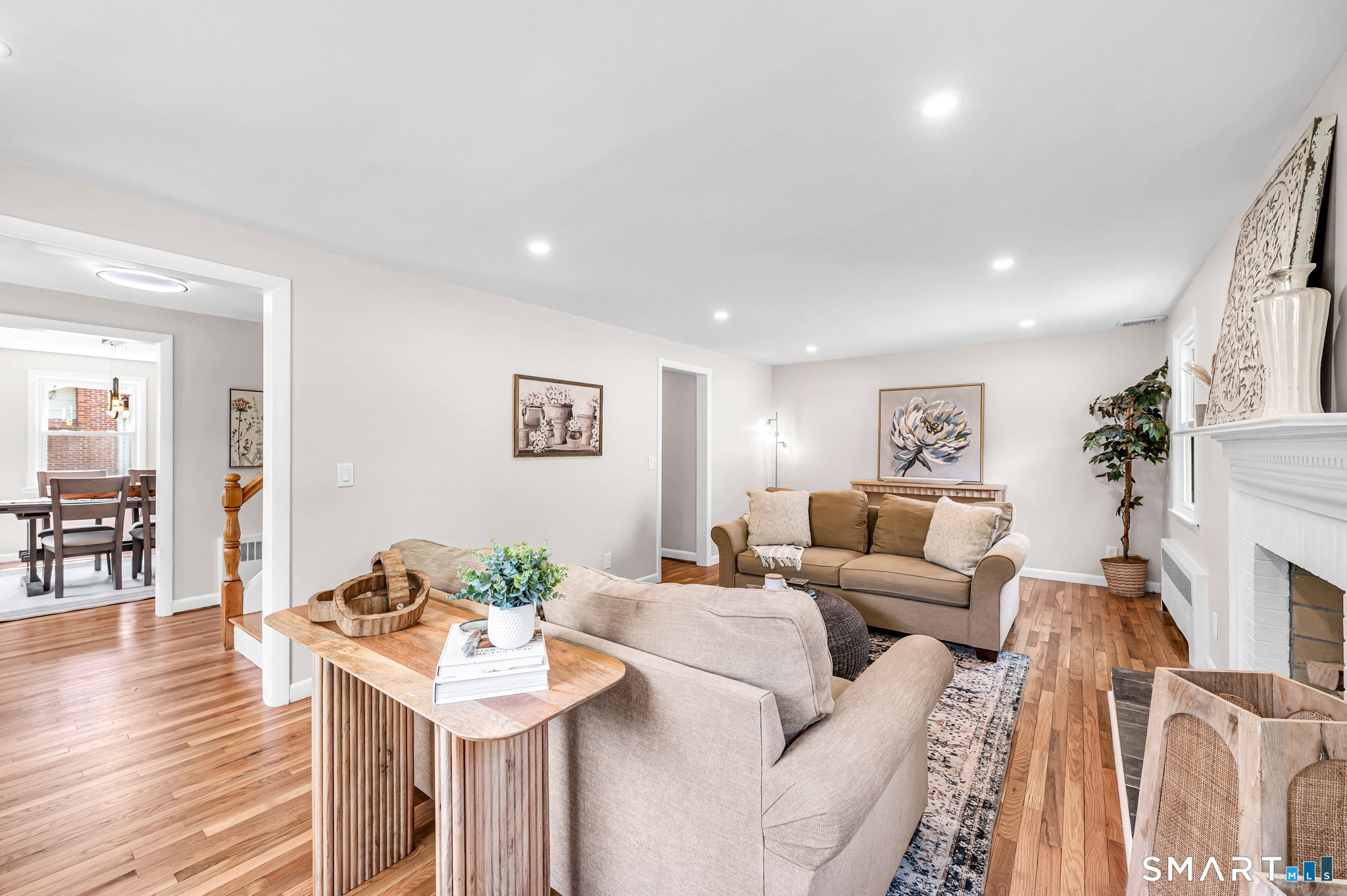 261 Simsbury Road West Hartford CT 06117