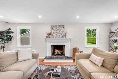 261 Simsbury Road West Hartford CT 06117