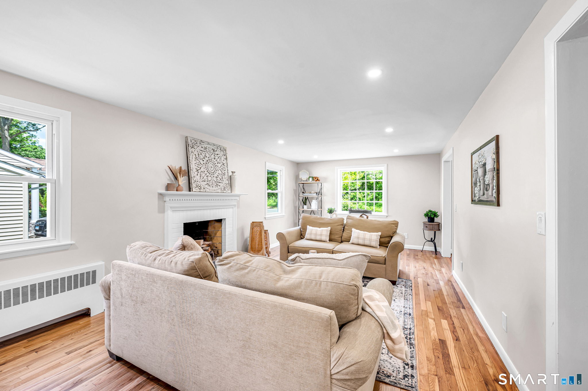 261 Simsbury Road West Hartford CT 06117