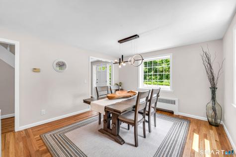 261 Simsbury Road West Hartford CT 06117
