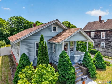 43 Hedge Avenue Norwich CT 06360