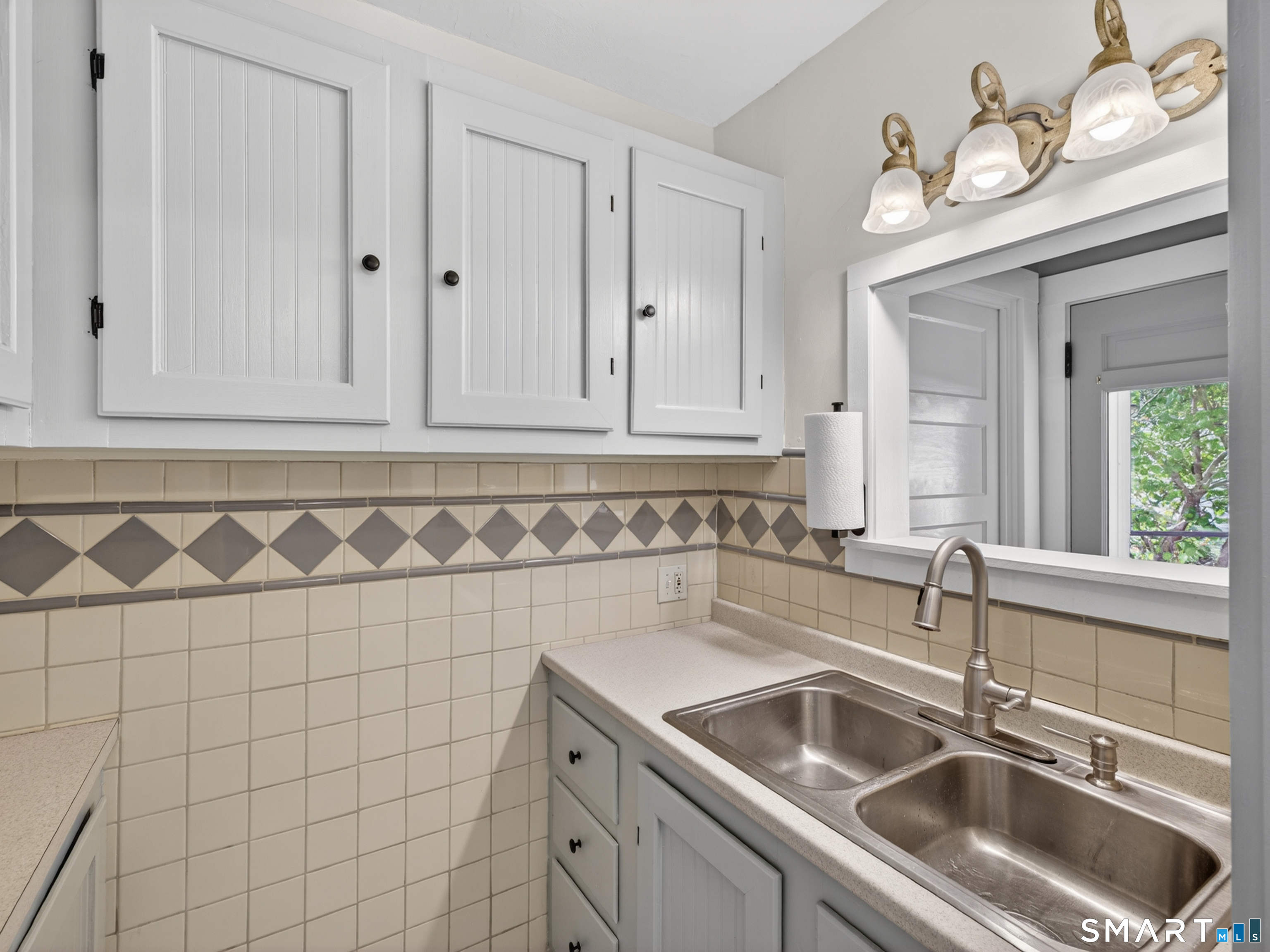 43 Hedge Avenue Norwich CT 06360