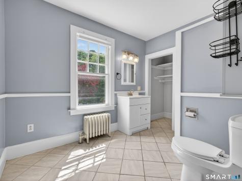 43 Hedge Avenue Norwich CT 06360