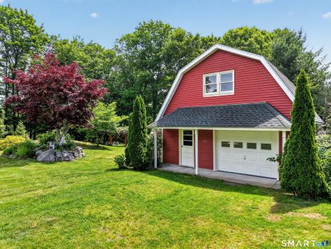 43 Hedge Avenue Norwich CT 06360