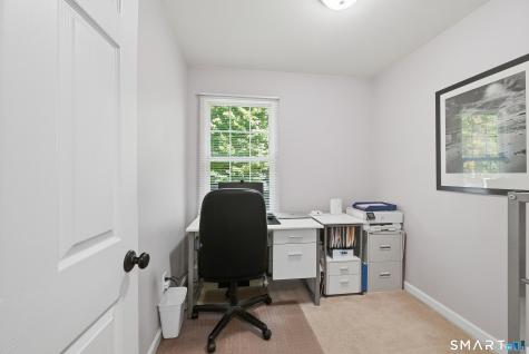 31 Bayberry Lane New Milford CT 06776