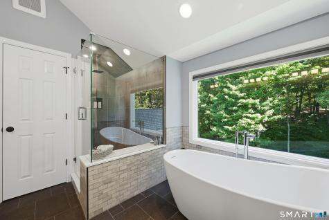 31 Bayberry Lane New Milford CT 06776