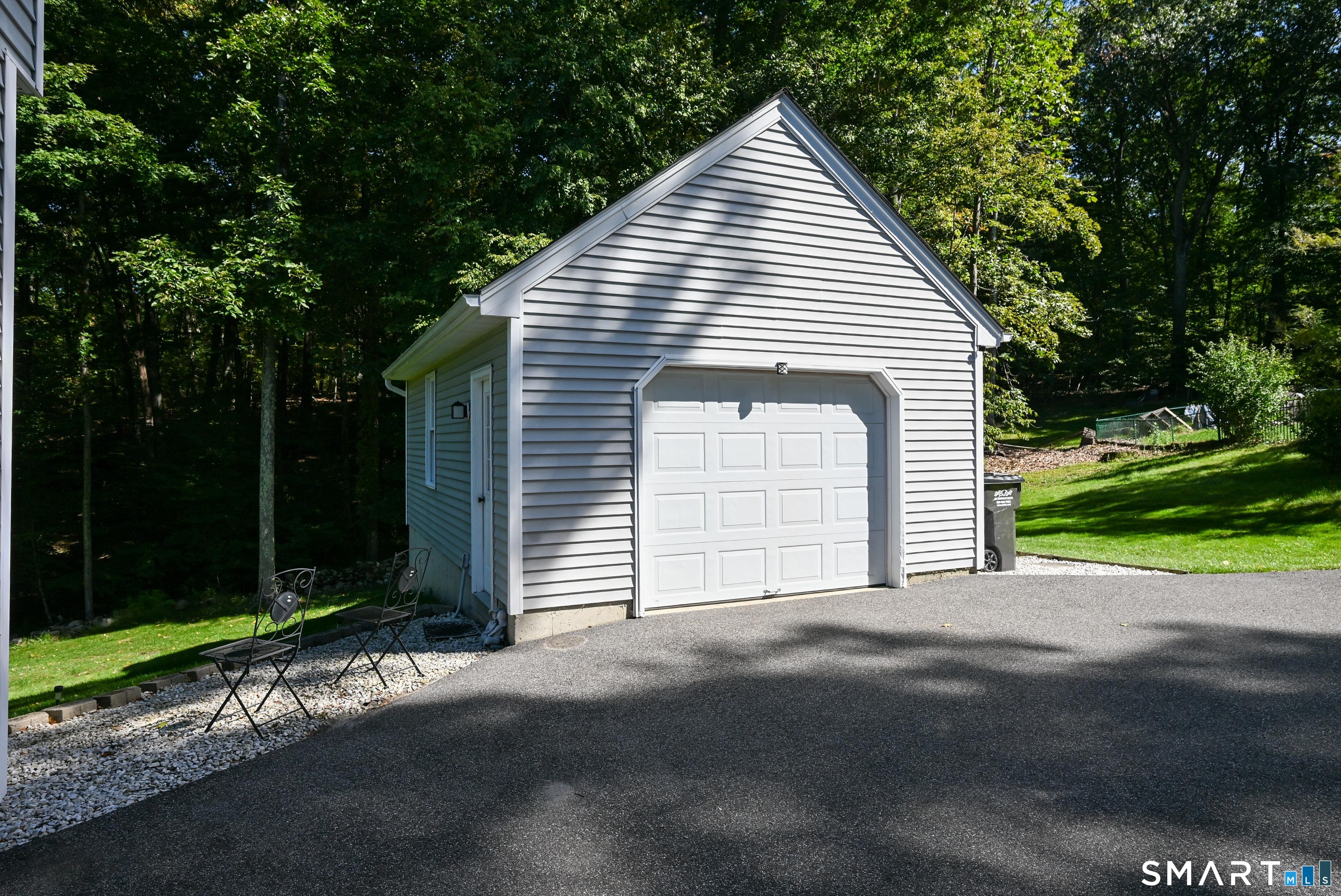 31 Bayberry Lane New Milford CT 06776