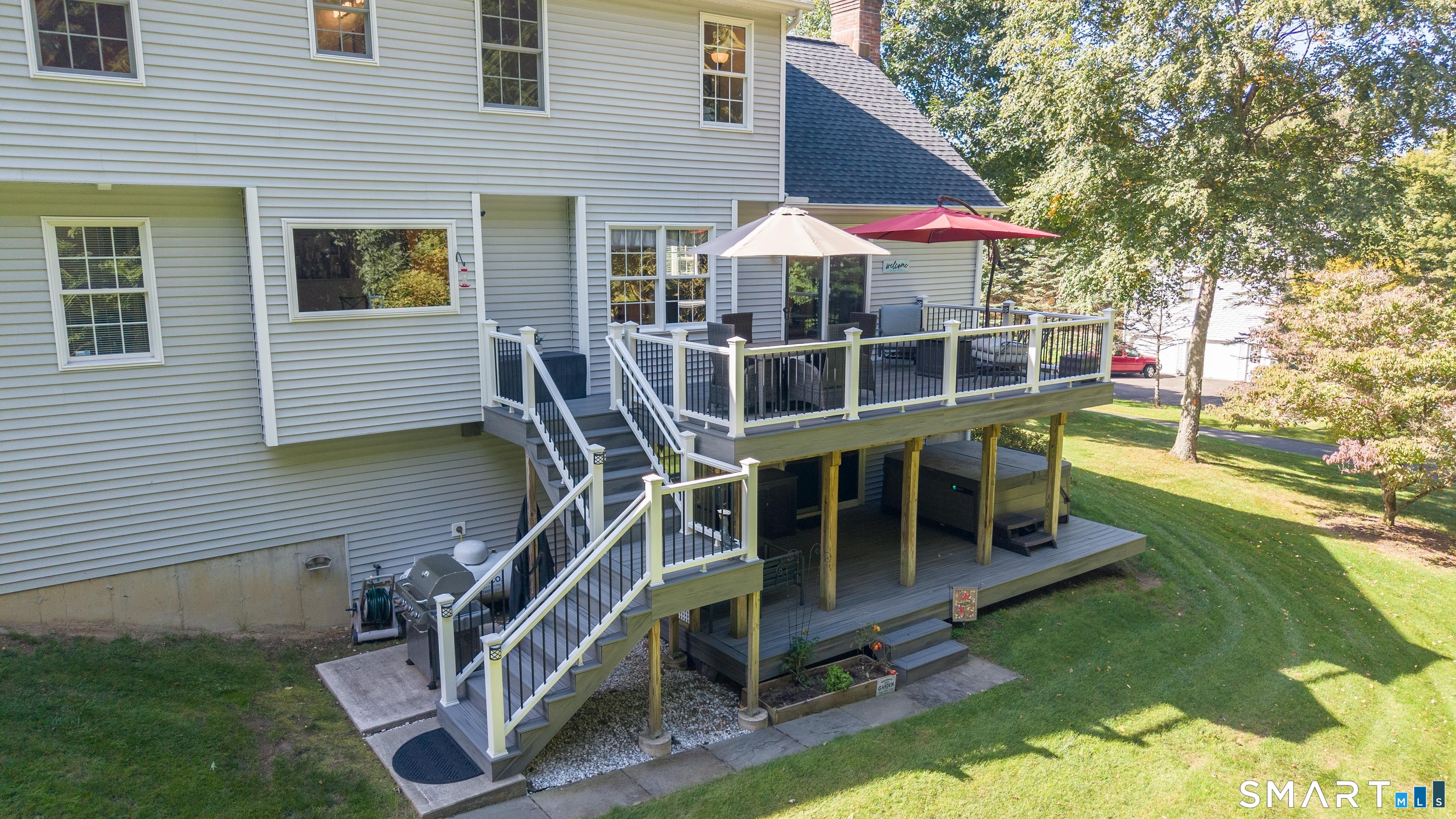 31 Bayberry Lane New Milford CT 06776