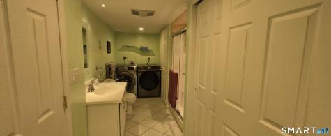 13 Berkshire Circle Ansonia CT 06401