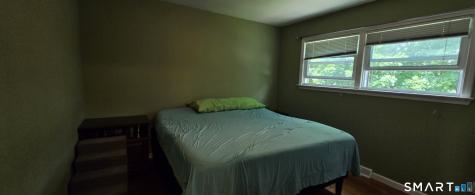 13 Berkshire Circle Ansonia CT 06401