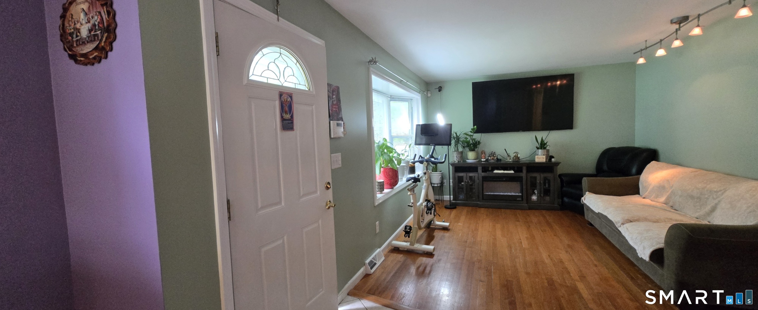 13 Berkshire Circle Ansonia CT 06401