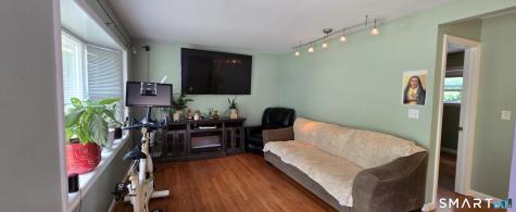 13 Berkshire Circle Ansonia CT 06401