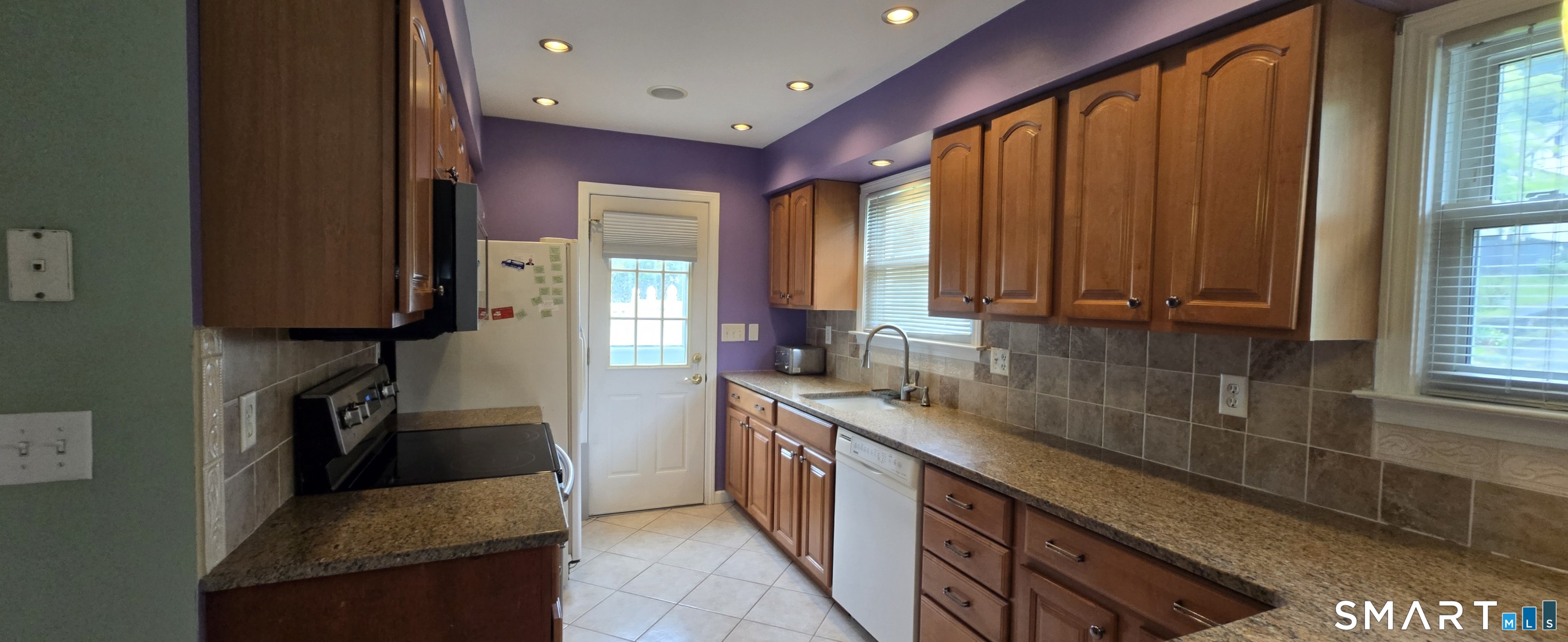 13 Berkshire Circle Ansonia CT 06401