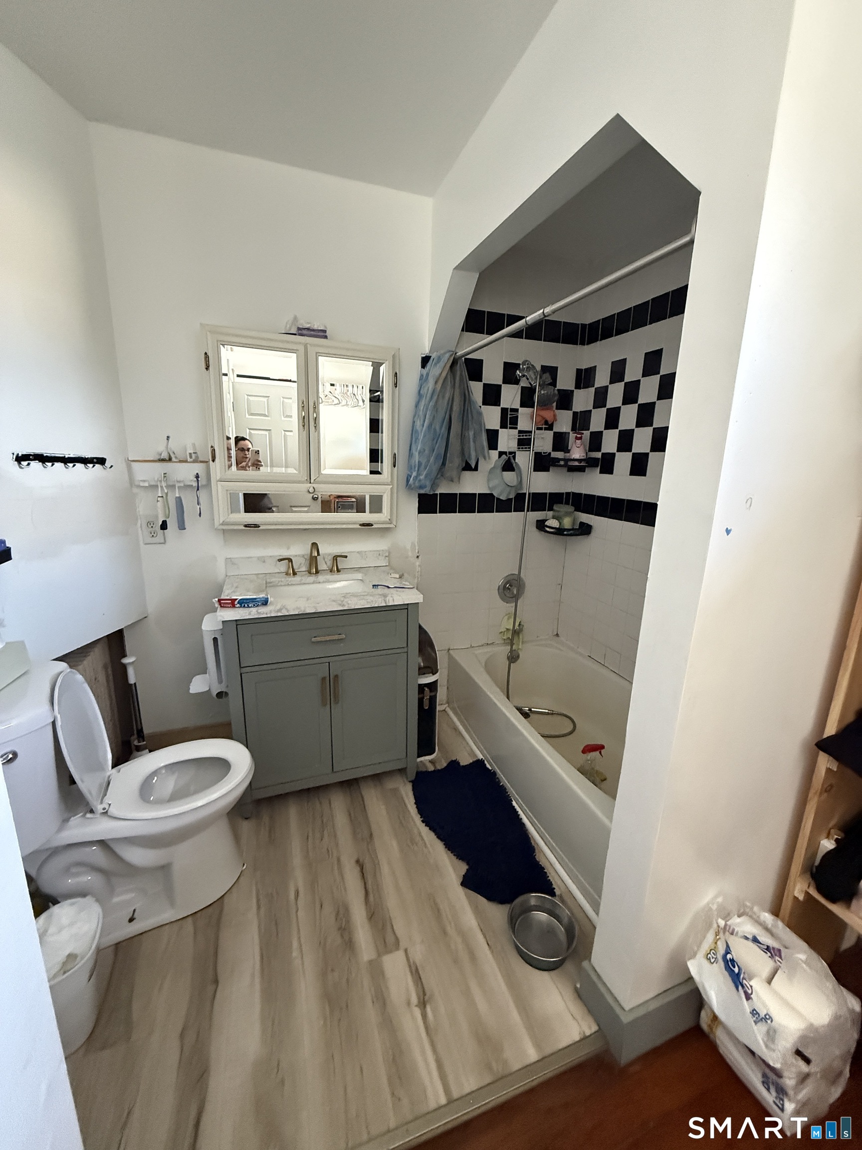 60 Morningside Avenue Waterbury CT 06708