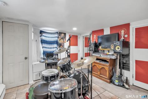 69-1/2 Franklin Street Ansonia CT 06401