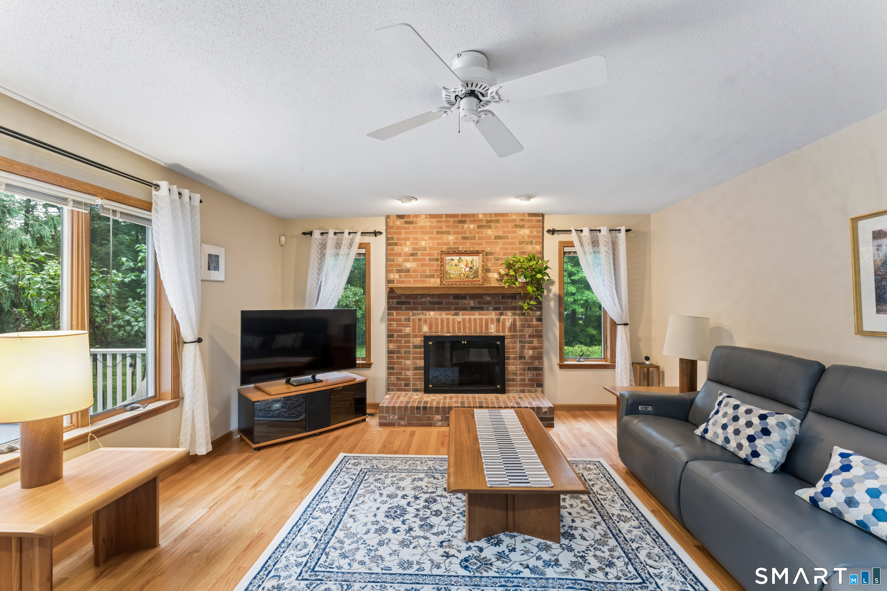 1094 Pleasant Street Southington CT 06489
