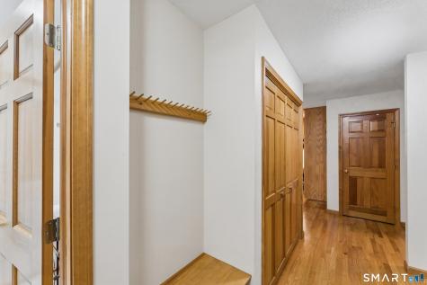 1094 Pleasant Street Southington CT 06489