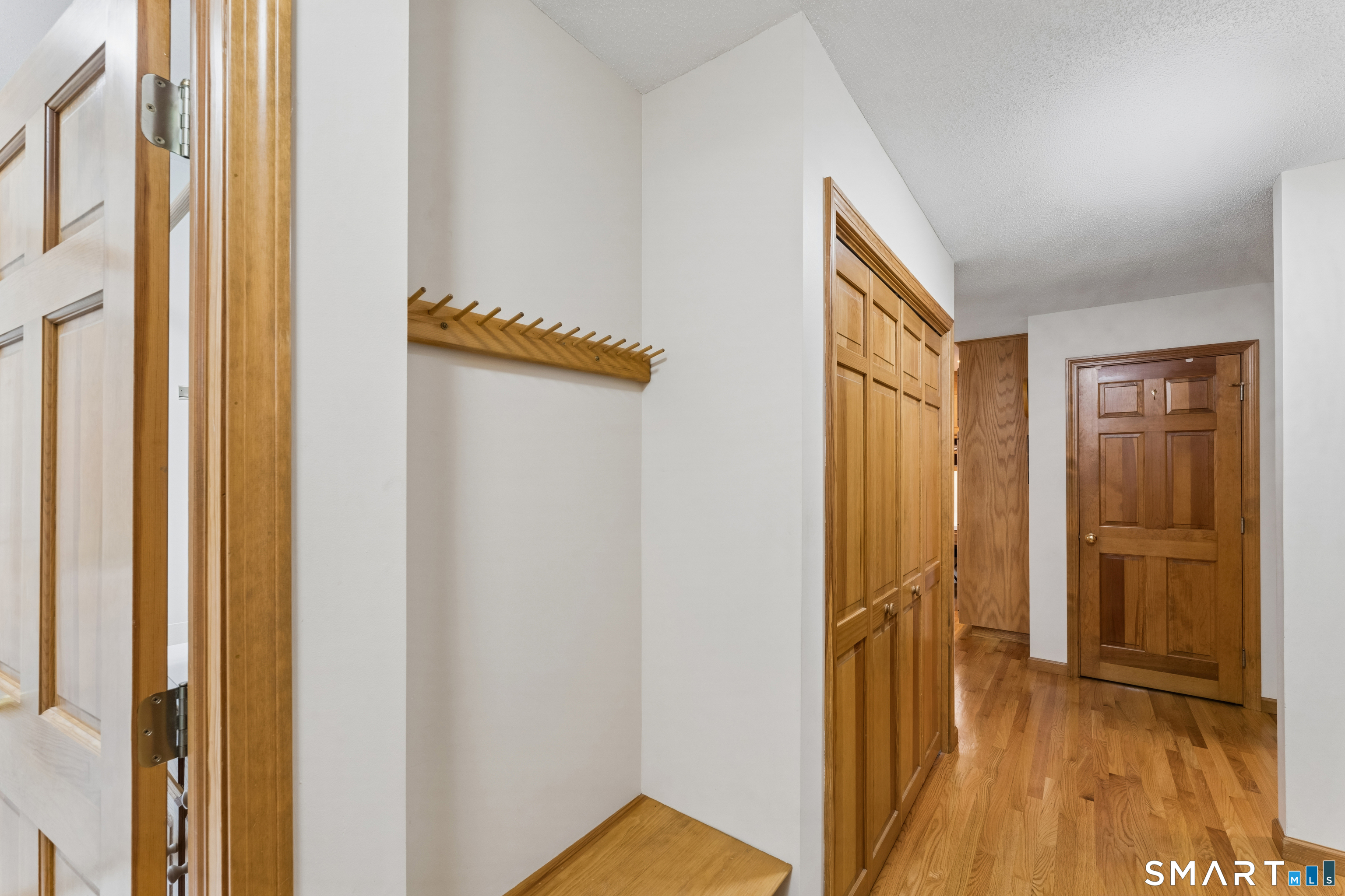 1094 Pleasant Street Southington CT 06489
