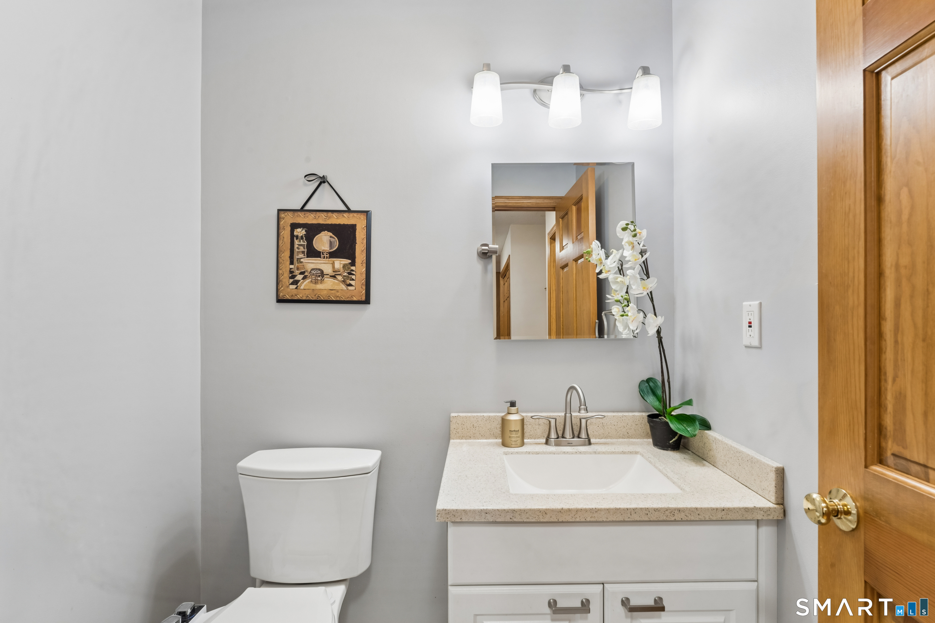 1094 Pleasant Street Southington CT 06489
