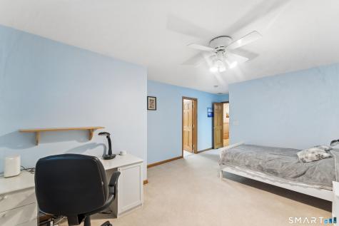 1094 Pleasant Street Southington CT 06489