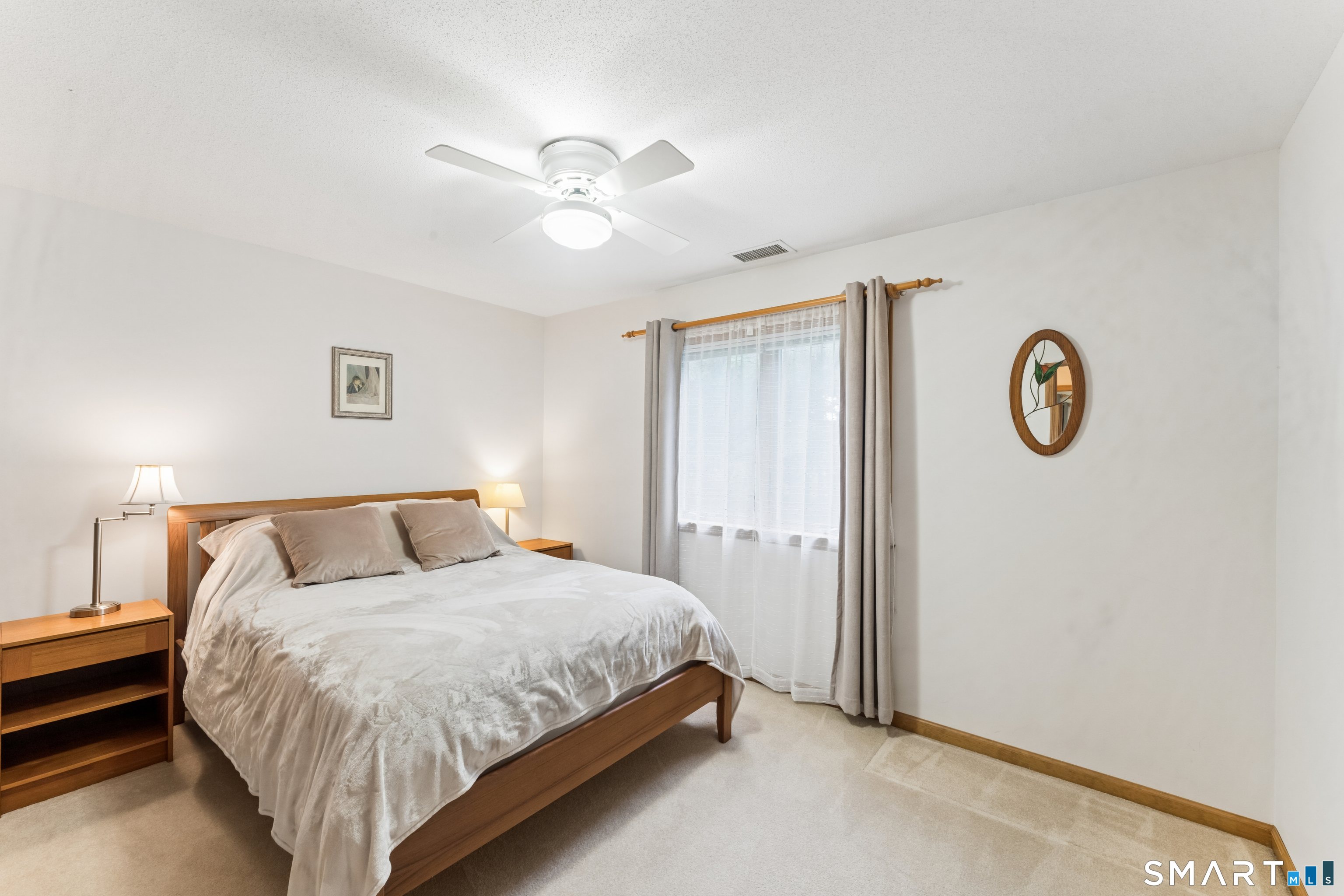1094 Pleasant Street Southington CT 06489