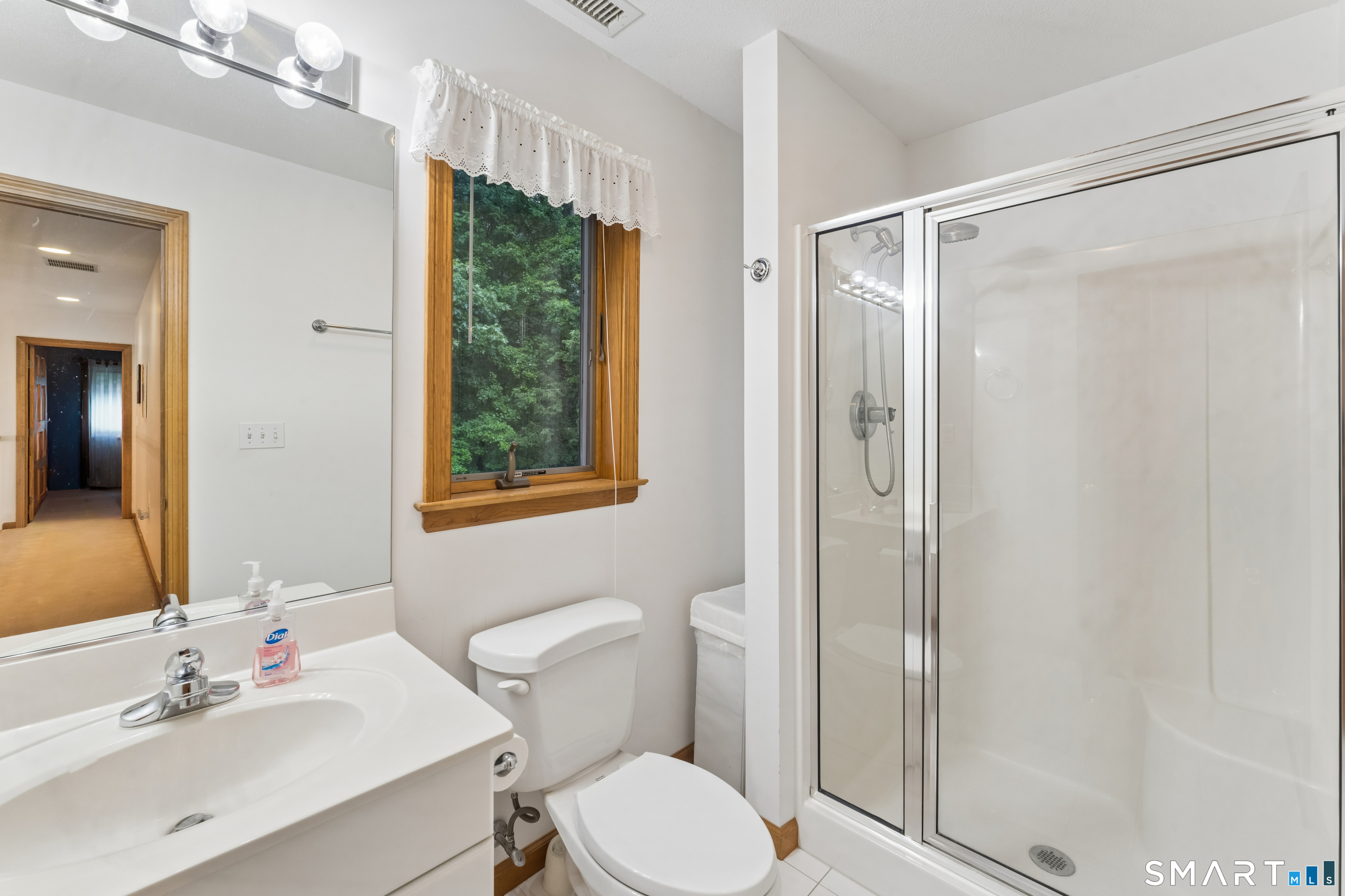 1094 Pleasant Street Southington CT 06489