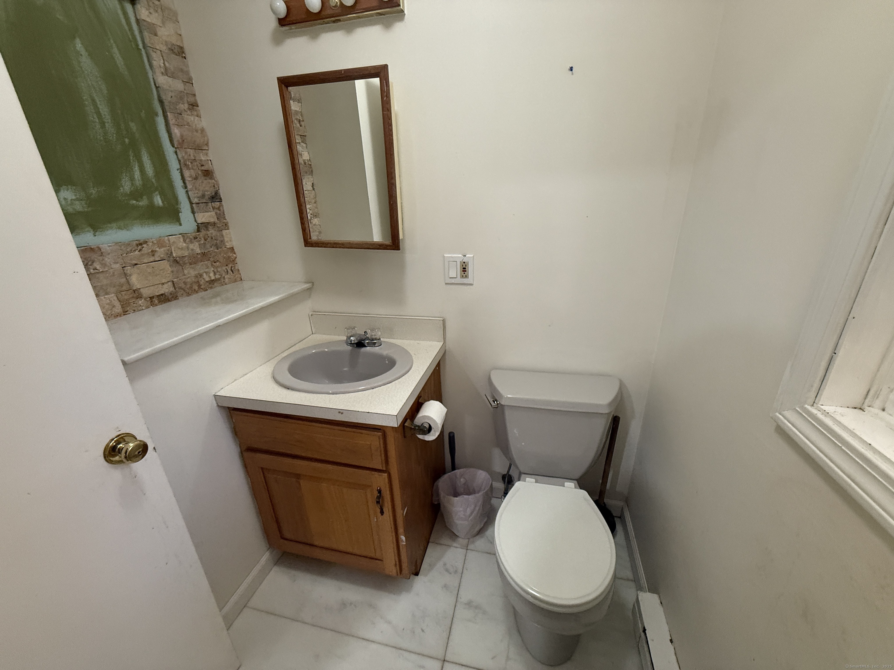 147 Sprucedale Drive Waterbury CT 06706