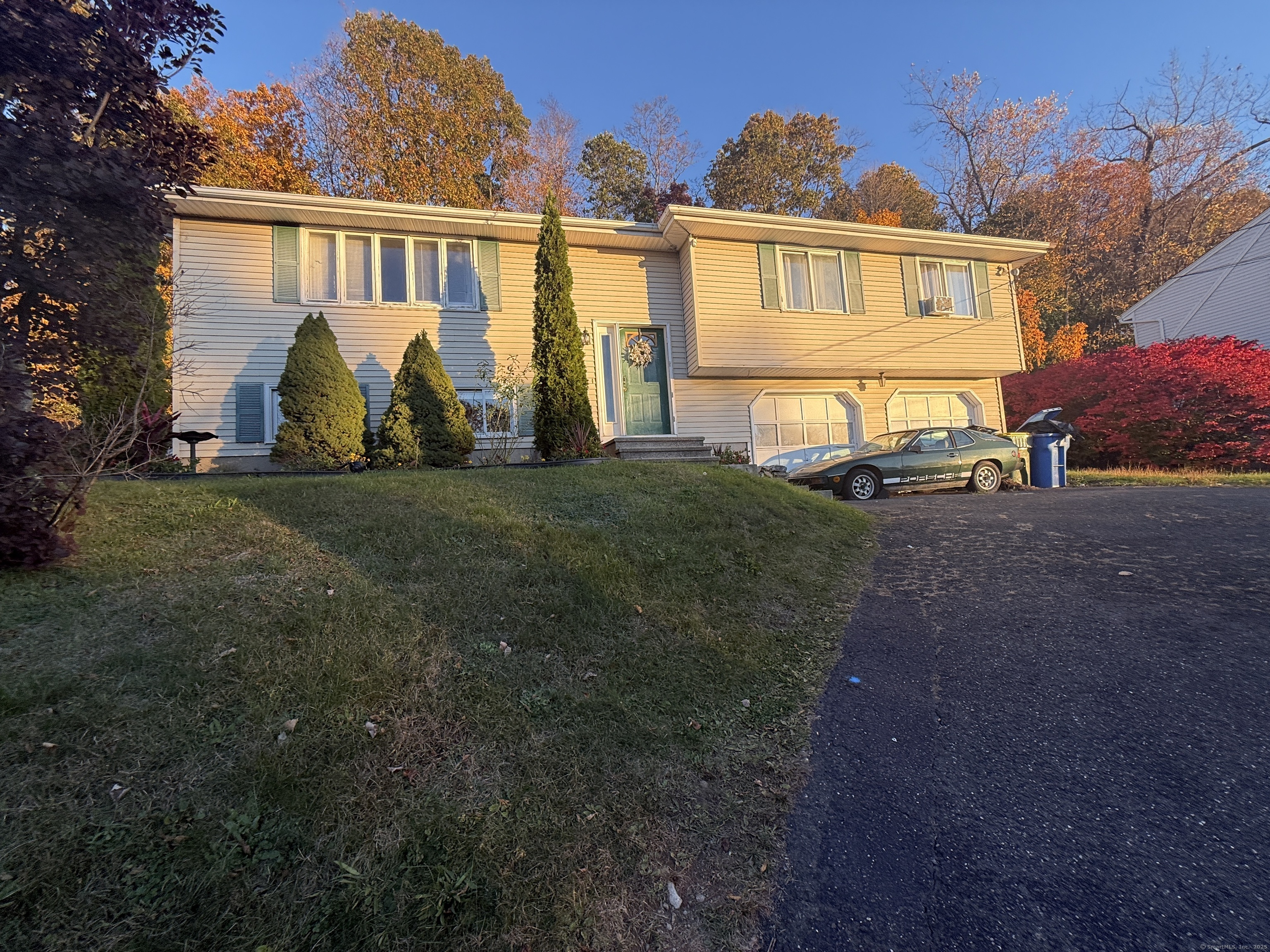147 Sprucedale Drive Waterbury CT 06706