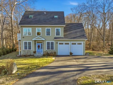 93 Shore Road Waterford CT 06385