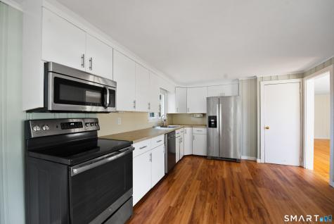 47 Maple Avenue Old Saybrook CT 06475