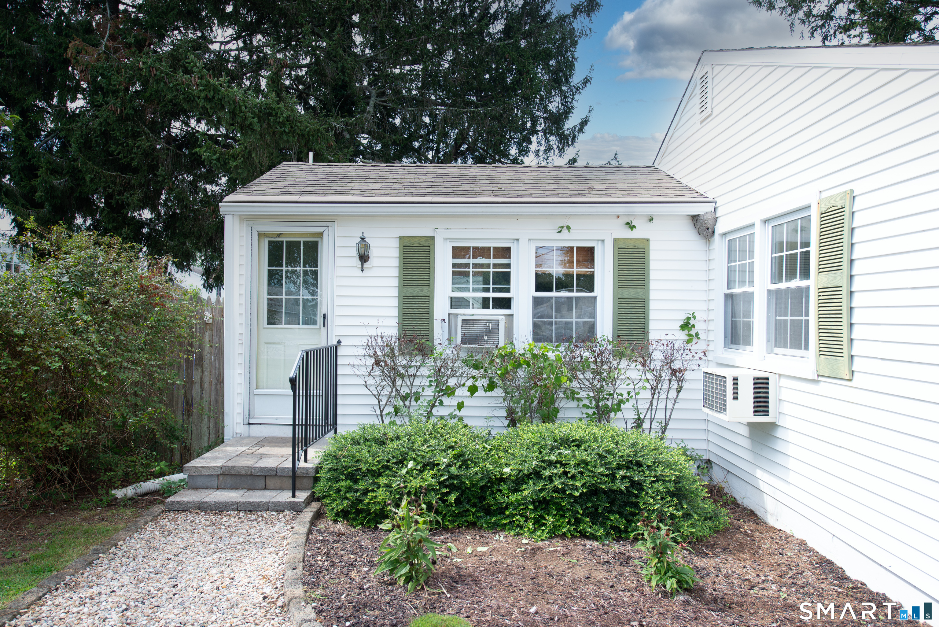 47 Maple Avenue Old Saybrook CT 06475