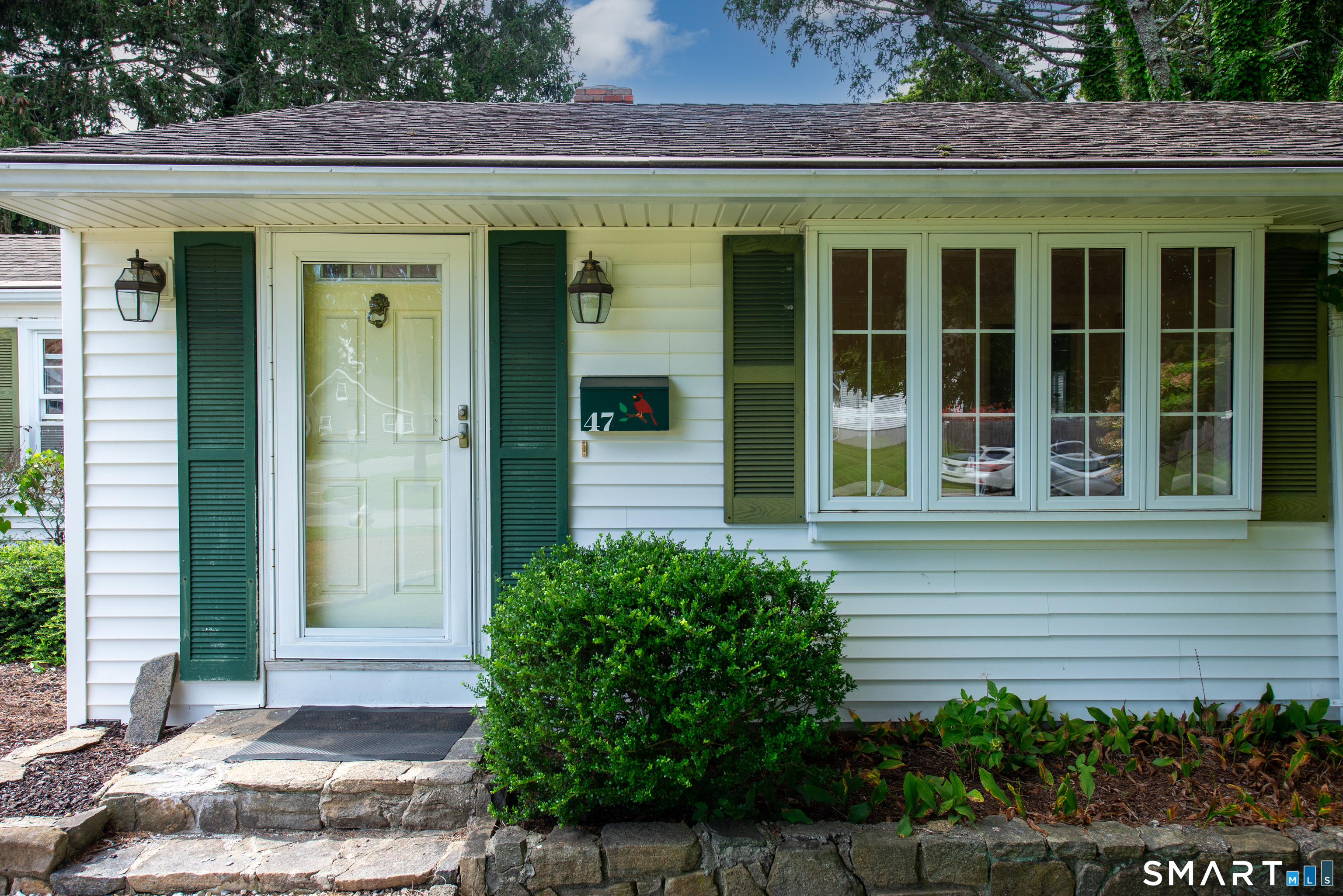 47 Maple Avenue Old Saybrook CT 06475