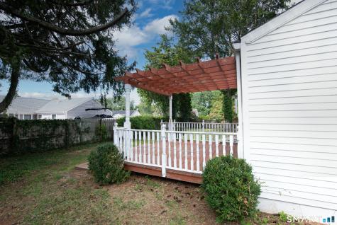 47 Maple Avenue Old Saybrook CT 06475